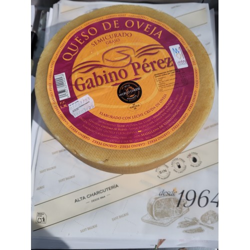QUESO DE LECHE CRUDA DE OVEJA GABINO PEREZ SEMICURADO. SE...